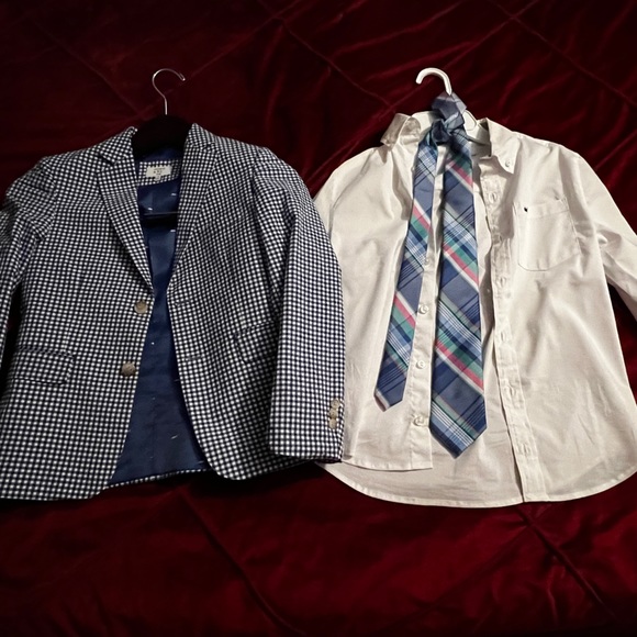 Blazer - Picture 4 of 4